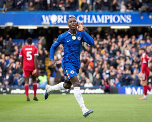 Η Τσέλσι «ξέρανε» την Λίβερπουλ στο 96' - Τρίτη συνεχόμενη ήττα για τους «reds»