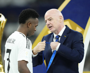 Ο Ινφαντίνο έριξε τη «βόμβα» - Θέλει το Μουντιάλ να διεξάγεται χειμώνα από το 2034