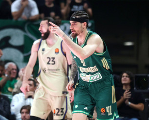 Ο Παναθηναϊκός αποθέωσε τον Χουάντσο που έκανε ρεκόρ καριέρας στην EuroLeague