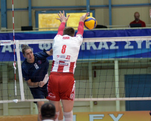 Ο Ολυμπιακός έκλεισε αήττητος το διήμερο φιλικών με τον Φοίνικα Σύρου