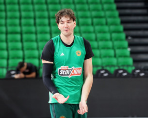 Έτοιμος για την Μπαρτσελόνα ο Τζέντι Οσμάν, πριν το τζάμπολ η οριστική απόφαση του Αταμάν