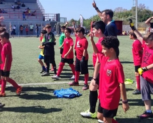 Ο άνεμος της «Αναγέννησης» φύσηξε σε Σύρο και Ρόδο