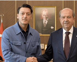 Προκλητικός Οζίλ: «Να αναλάβουμε δράση κατά των εμπάργκο που έχουν επιβληθεί στους Τουρκοκύπριους»