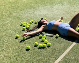 Η πρώτη τενίστρια που αγωνίζεται με προσθετική στήθους - Επέστρεψε στη δράση και είναι αγνώριστη