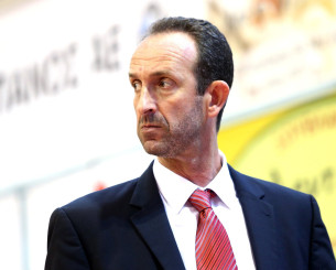 Υπηρεσιακοί προπονητές οι Χουγκάζ και Καραγιάννης στον Πανιώνιο