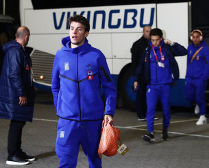 Έφτασε στο «Πάρκεν» η Ελλάδα, αποθέωση από τον κόσμο της (video)