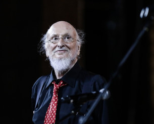 Πέθανε ο Διονύσης Σαββόπουλος - Θρήνος για τον μεγάλο τραγουδοποιό