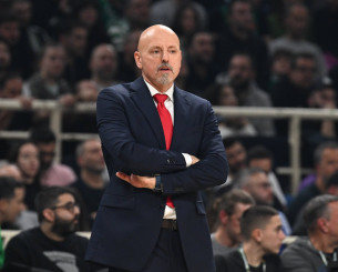 Επέστρεψε ο Σάσα Ομπράντοβιτς στον Ερυθρό Αστέρα