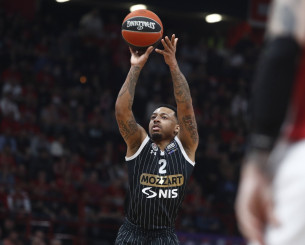 Ο τραυματισμός του Κάρλικ Τζόουνς επηρεάζει το ματς με την Παρί!