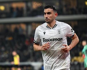 Ένταση του Μιχαηλίδη του ΠΑΟΚ με ένα ball boy της ΑΕΚ (video)