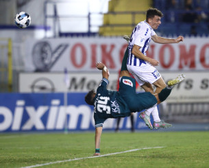 Το απίθανο γκολ του Παλάσιος με ανάποδο ψαλιδάκι (video)