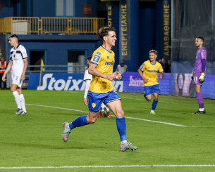 Ο Παναιτωλικός με επική ανατροπή πήρε την ματσάρα από τον ΟΦΗ στο ντεμπούτο του Αναστασίου