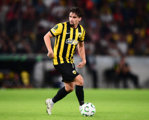 Ο Μαρίν με ωραίο γυριστό το 4-0 της ΑΕΚ (video)