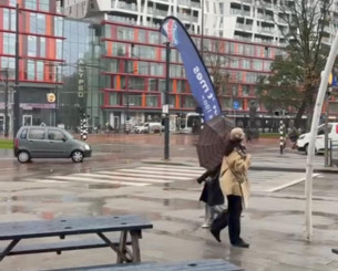 Ρότερνταμ τώρα: Ο Κώστας Γουλής δίνει όλο το ρεπορτάζ για τις συνθήκες μέσω βίντεο