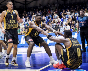 Η ΑΕΚ προσάρμοσε το πρόγραμμα της στους ρυθμούς του μεσημεριανού αγώνα με τον Πανιώνιο