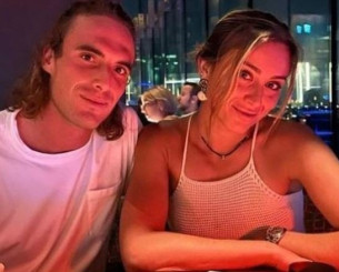 Άφησε άναυδους τους θαυμαστές της η Μπαντόσα μετά τον χωρισμό από τον Τσιτσιπά - Οι «καυτές» φωτογραφίες