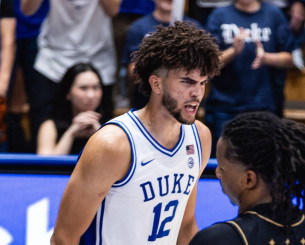 Like father, like son: Ο Κάμερον Μπούζερ ήρθε για να κυριαρχήσει στα παρκέ (video)