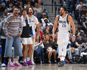 Αυτός είναι ο Ντίνγουιντι, ένας σεσημασμένος σκόρερ