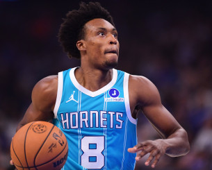 Παίκτης του NBA... κόντυνε 7,5 εκατοστά μέσα σε 12 μήνες!