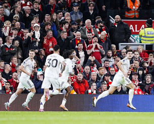 Από παγκίτες, αναντικατάστατοι: Οι δύο «φευγάτοι» της Γιουνάιτεντ που υπογράφουν νέο συμβόλαιο