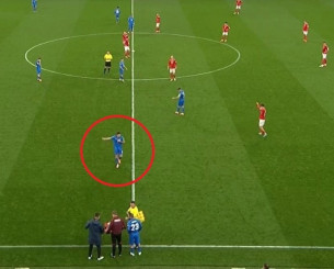 Ο Ιωαννίδης έλεγε στον Γιοβάνοβιτς «γιατί με βγάζεις» στην αλλαγή του (video)