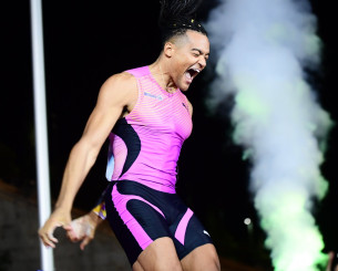 Ο Καραλής διοργανώνει το πρώτο Fly Athens Indoor στον κλειστό της Παιανίας!