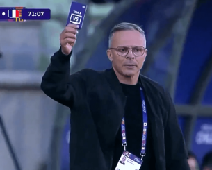 Γράφτηκε ιστορία - Προπονητής χρησιμοποίησε «challenge» για να ζητήσει πέναλτι (video)