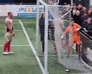 Απίθανο σκηνικό στην Αγγλία: Παίκτες τσακώθηκαν με τους οπαδούς της αντίπαλης ομάδας (video)