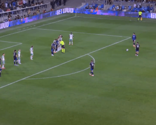 Εκπληκτική εκτέλεση φάουλ και πρώτο γκολ στο MLS για τον Τσακίρη (video)