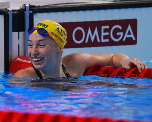 World Cup κολύμβησης: Τρομερό παγκόσμιο ρεκόρ από την Ο Κάλαχαν, ισοφάρισε το δικό της η Σμιθ