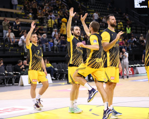 Η 12άδα της ΑΕΚ κόντρα στον Ηρακλή στη Θεσσαλονίκη