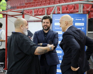 Το τετ α τετ του Ριμπάλτα με Καραπαπά, Μεντιλίμπαρ και Κοβάσεβιτς πριν το Ολυμπιακός-ΑΕΚ