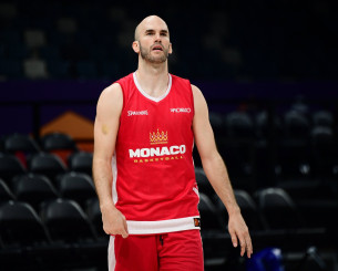 Σε διαπραγματεύσεις με την Παρτιζάν ο Καλάθης, σύμφωνα με τους Σέρβους