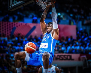 Θανάσης Αντετοκούνμπο: «Ο Σπανούλης μας έφερε την πίστη - Είναι ευλογία από τον Θεό να παίζω με τα αδέρφια μου»