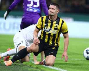 Αγωνία με τις ενοχλήσεις του Γιόβιτς - Δείπνο στην ομάδα ο Νίκολιτς