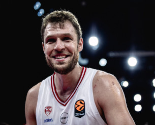 Με την πιο «Ολυμπιακή» εμφάνιση βαδίζει προς την κατεύθυνση που θέλει