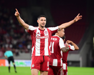 Δύο γκολ σε ένα λεπτό ο Γιάρεμτσουκ - Αδιανόητη «φωτοβολίδα» το δεύτερο (videos)