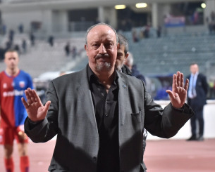 Έντονες αποδοκιμασίες από τους οπαδούς στους παίκτες του Παναθηναϊκού - Απολογήθηκε ο Μπενίτεθ (video)