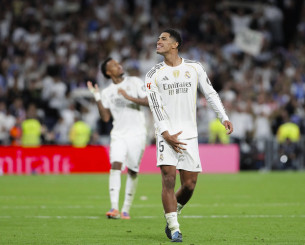 Εξερράγη ο Μπέλιγχαμ κατά του Τύπου που τον κατηγορεί ότι έπαιξε ρόλο στην απόλυση του Αλόνσο - «Είστε κλόουν»