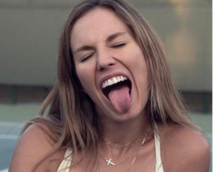 Διάσημη τενίστρια έκανε προφίλ σε dating app και προκάλεσε σάλο με τις απαιτήσεις της - Πώς δεν θέλει τον άνδρα