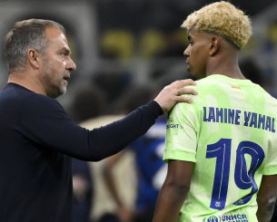 «Βόμβα» στην Ισπανία με Φλικ - «Ζήτησε να φύγει από τη Μπαρτσελόνα εξαιτίας του Γιαμάλ»