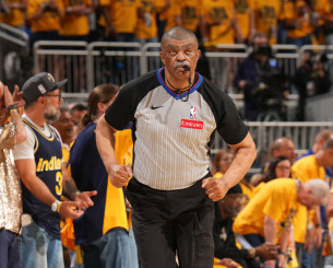 Το NBA τοποθετεί νέο... αξεσουάρ προς χρήση για τους διαιτητές - Η αλλαγή για να αποφεύγονται τα λάθη