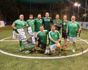 Δίπλα στον Παναθηναϊκό ο Νίνης - Επαιξε με την ομάδα ποδοσφαίρου ακρωτηριασμένων των «πρασίνων»