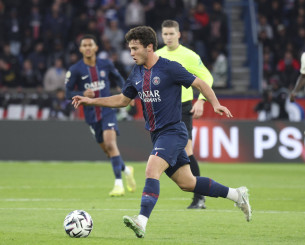 Η Παρί Σεν Ζερμέν γλίτωσε την γκέλα στο 95ο λεπτό, κέρδισε δύσκολα τη Νις