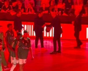 Η χειραψία Αταμάν-Σπανούλη πριν από το τζάμπολ του αγώνα του Παναθηναϊκού στο Μονακό (video)