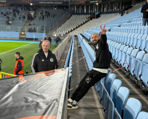 Τα τετ α τετ του Μολίνς με τους ανθρώπους του Παναθηναϊκού και η ατάκα για... Γλυφάδα - Η φωτογραφία του Athletiko