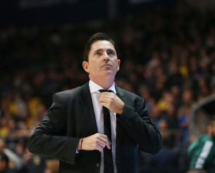 Πασκουάλ: «Το ρόστερ του Ολυμπιακού είναι… ατελείωτο – Από τις πιο δύσκολες έδρες το ΣΕΦ»