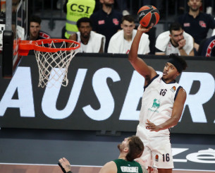 Νέο πλήγμα για τη Μιλάνο - Ο ΛεΝτέι χάνει το παιχνίδι με τον Ολυμπιακό