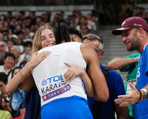 Καραλής: «Η Αναστασία κρατάει το "καράβι" της σχέσης μας» (video)