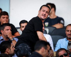 Μαχλάς: «Ο Κωνσταντέλιας μπορεί να φέρει πρόταση... 90 εκατ.ευρώ» (video)